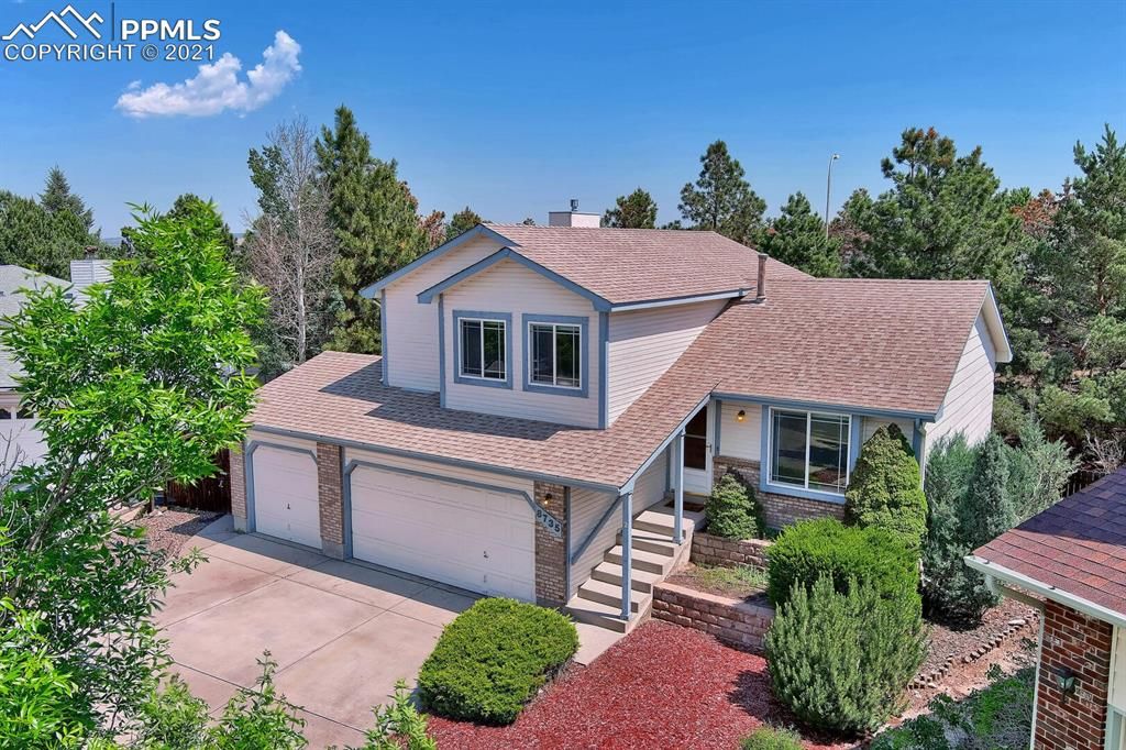 8735 Anglewood Ct, Colorado Springs, CO 80920