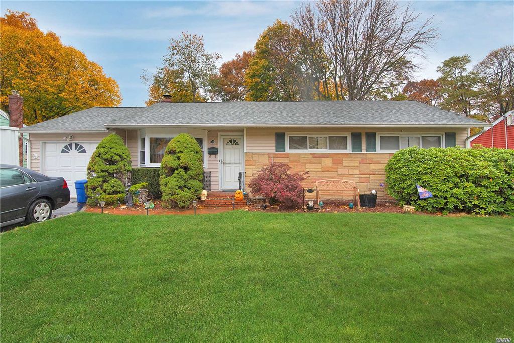 72 E 14th St, Huntington Station, NY 11746 Trulia