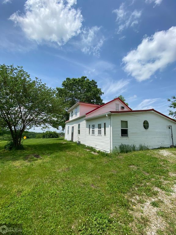2425 Main St, Warsaw, IL 62379