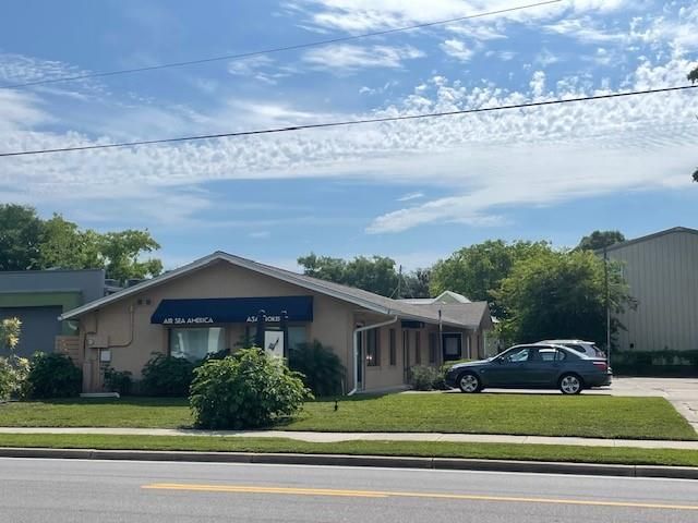 312 S 8th St, Fernandina Beach, FL 32034
