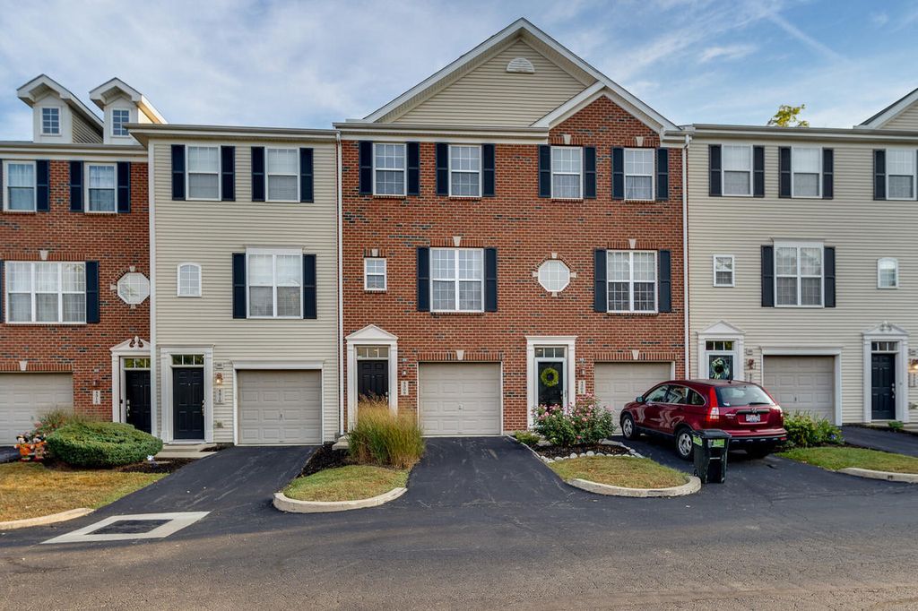 4308 Straight Arrow Rd, Dayton, OH 45430