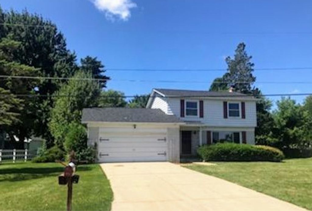 12388 Dollar Lake Dr, Fenton, MI 48430 Trulia