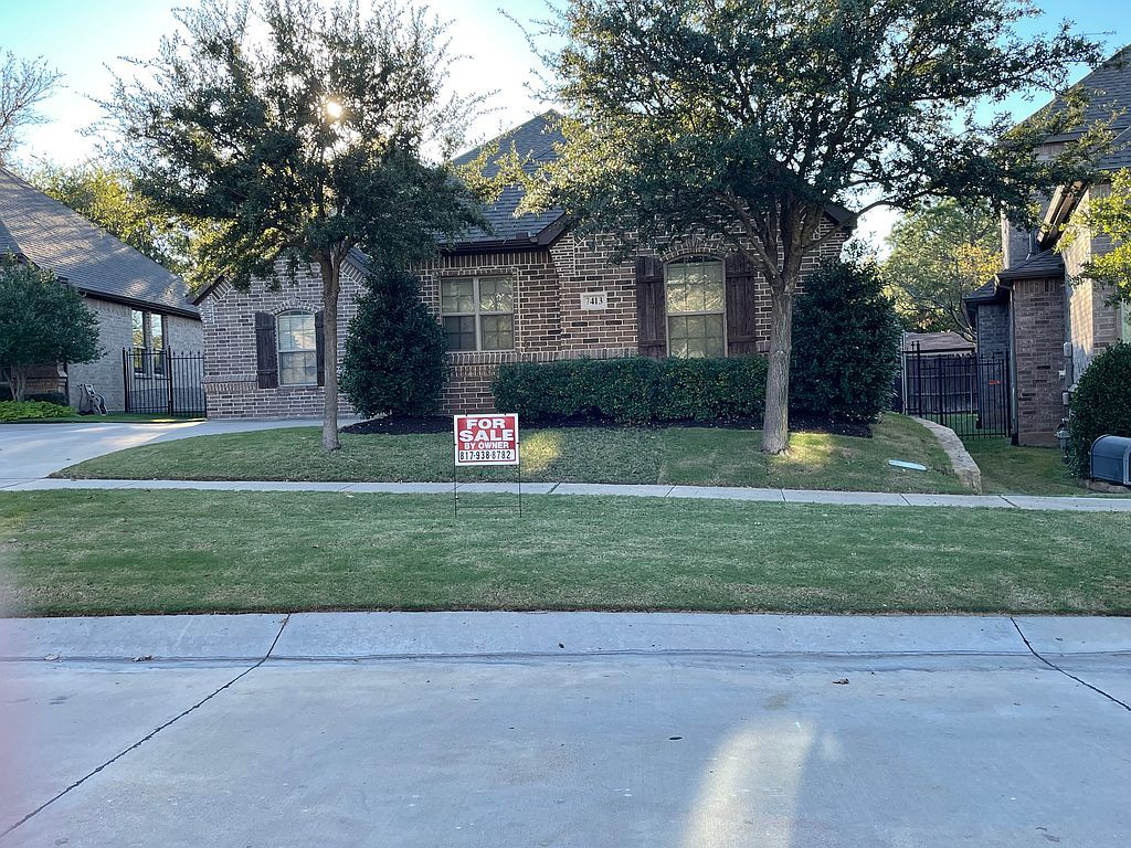 7413 Park Place Dr, North Richland Hills, TX 76182