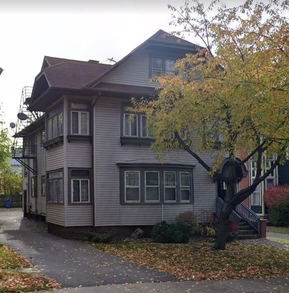 27 Lake View Park, Rochester, NY 14613