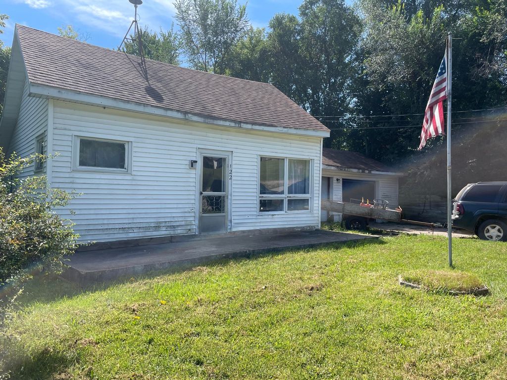 122 E Lake St, Stanton, MI 48888 Trulia