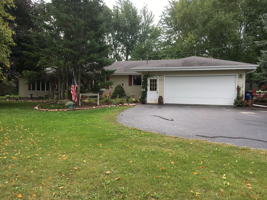W3855 County Rd S, Appleton, WI 54913