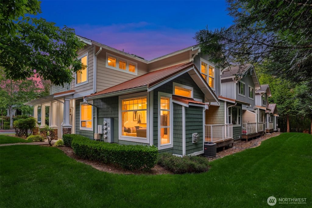35215 SE Aspen Lane #1304, Snoqualmie, WA 98065