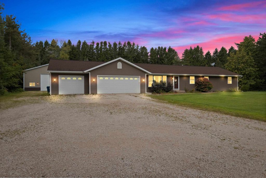 N6831 State Road 42, Algoma, WI 54201 Trulia