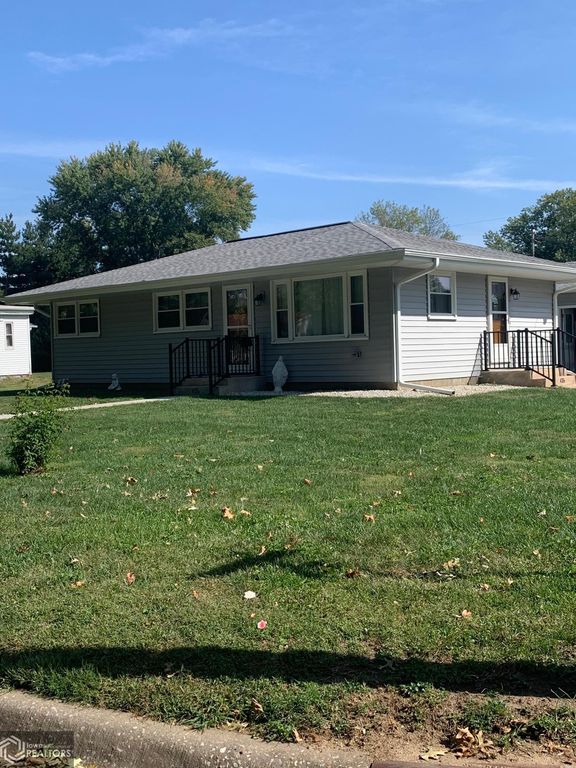 436 34th St, Fort Madison, IA 52627
