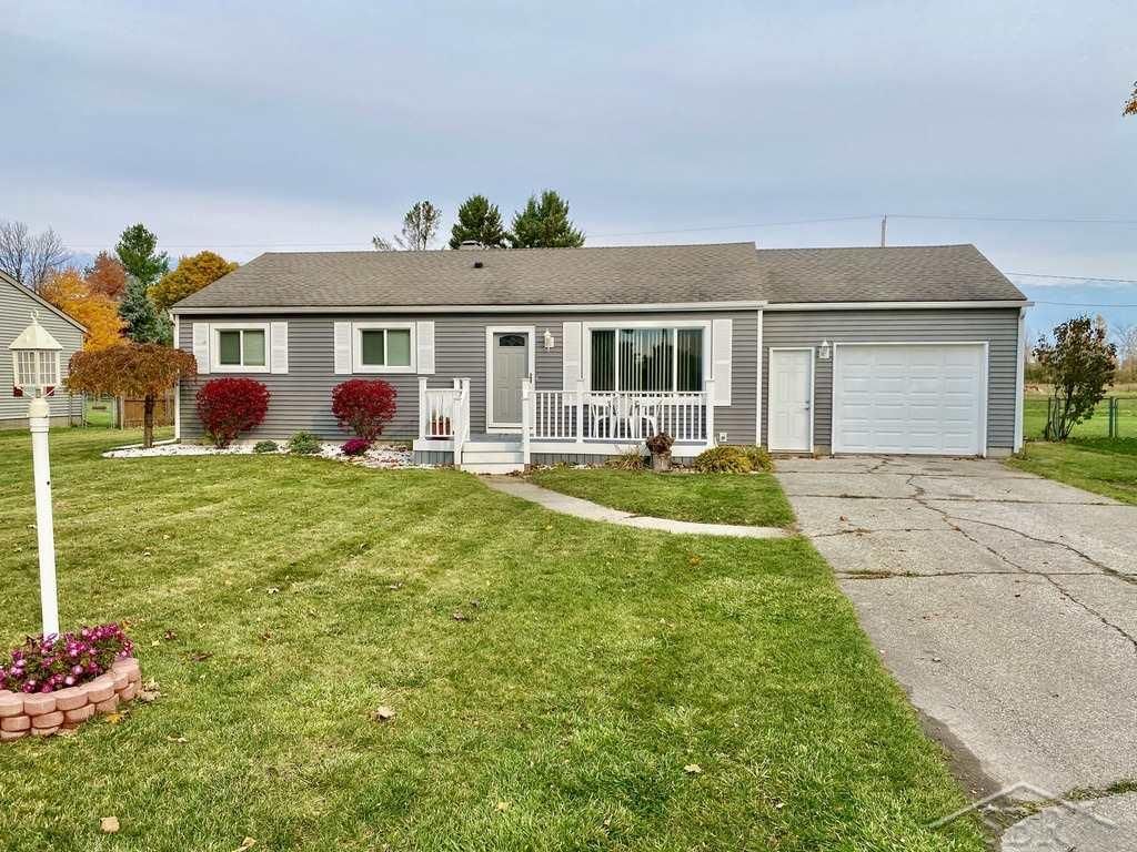 8940 Kochville Rd, Saginaw, MI 48603 Trulia