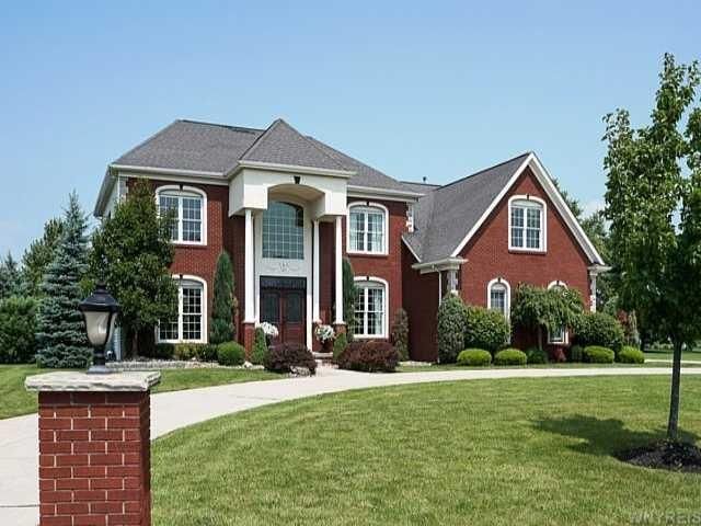 5326 Coyote Ct, Williamsville, NY 14221