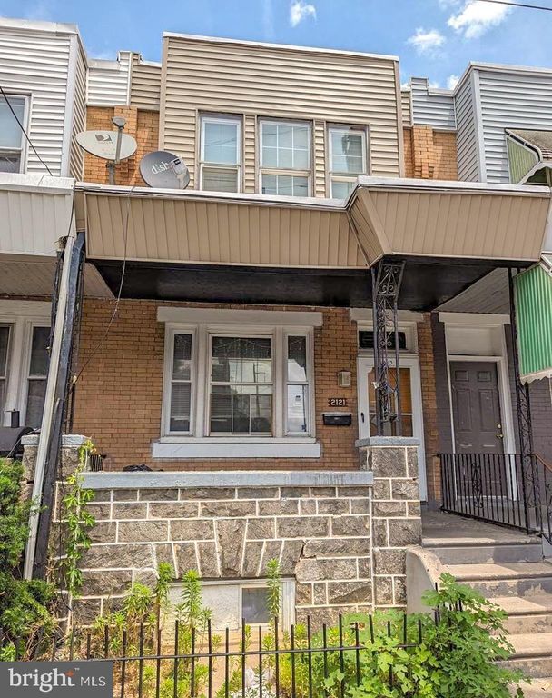 2121 S  60th St, Philadelphia, PA 19142