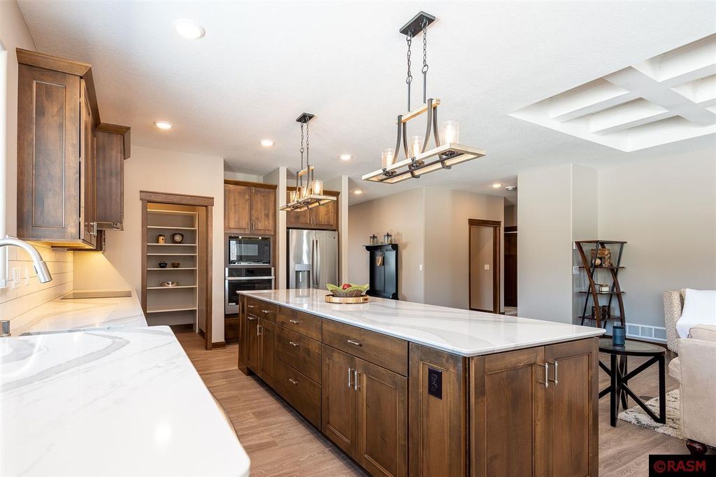 204 Dancing Waters Cir, Mankato, MN 3 Bed, 2 Bath SingleFamily Home