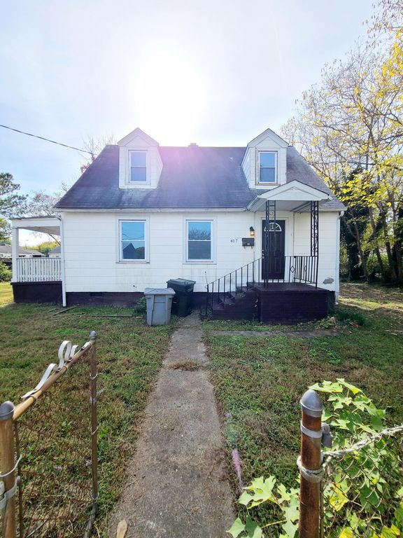 417 W Pembroke Ave, Hampton, VA 23669
