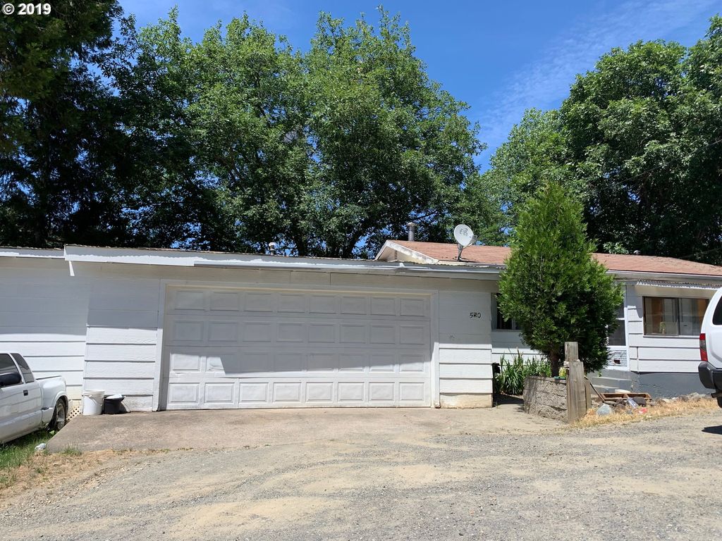 550 Mont St, Canyonville, OR 97417 Trulia