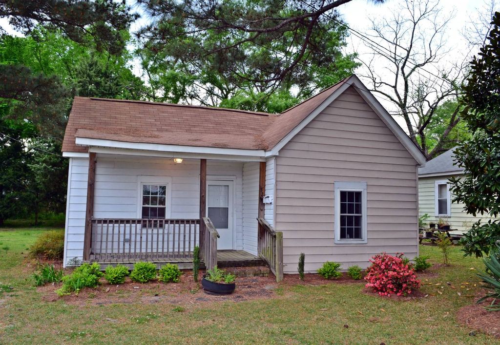 323 Front St, Cheraw, SC 29520 Trulia