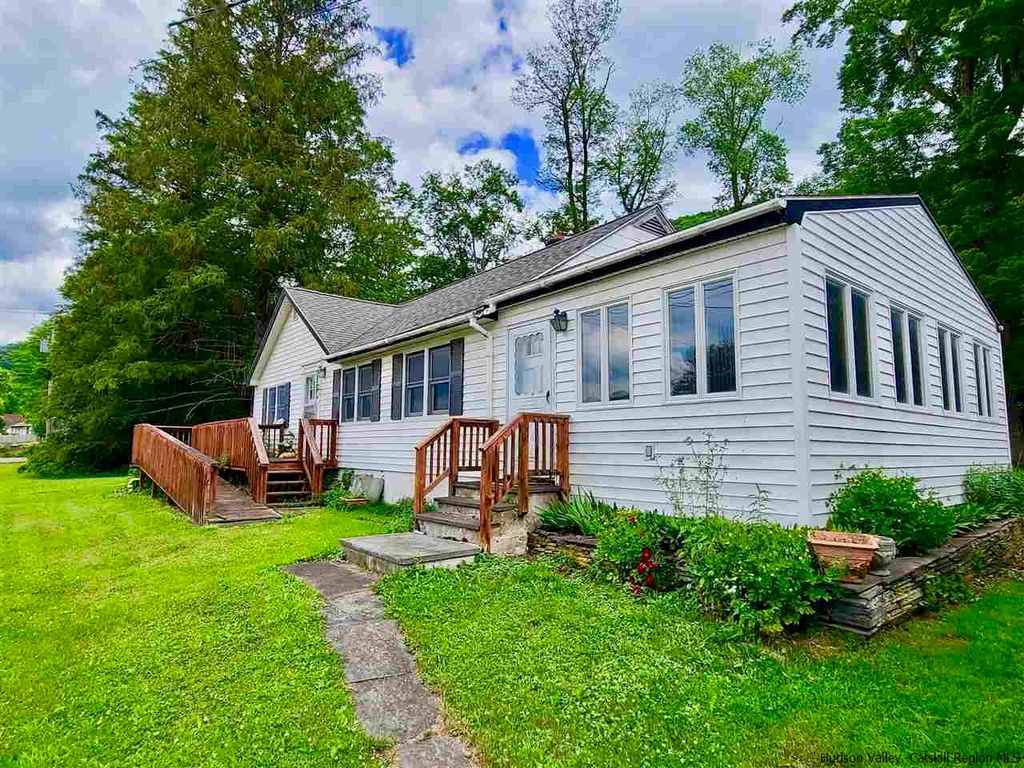 1034 County Highway 1, Andes, NY 13731
