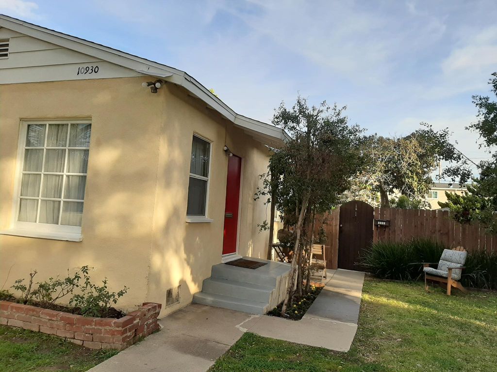 10930 Aletta Ave, Culver City, CA 90232