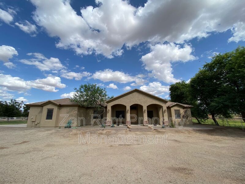 40285 N Taylor St, San Tan Valley, AZ 85140