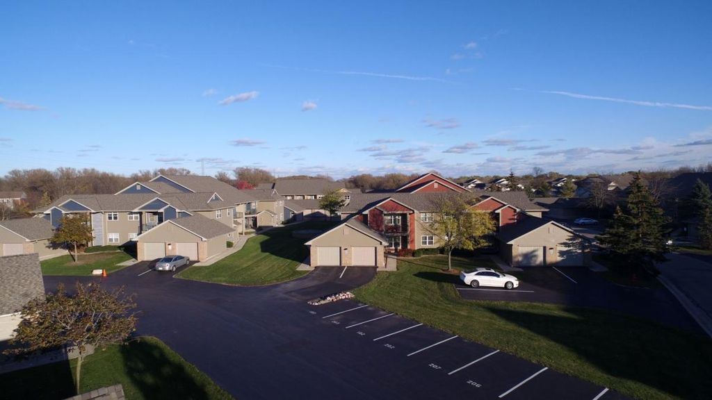 N67W24833 Stonegate Ct #36-207, Sussex, WI 53089 - See Est. Value ...