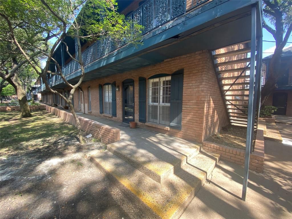 6017 E University Blvd #118, Dallas, TX 75206
