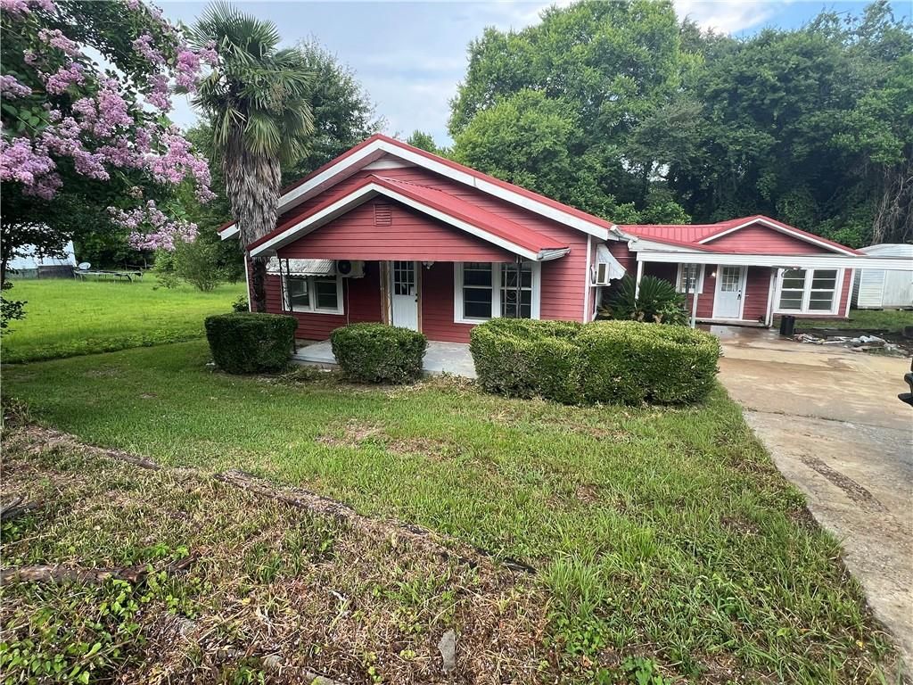 2206 43rd Ave, Phenix City, AL 36870