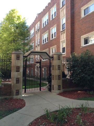 4425 N Lawndale Ave #2A, Chicago, IL 60625
