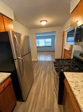 10208 S Walden Pkwy, Chicago, IL 60643