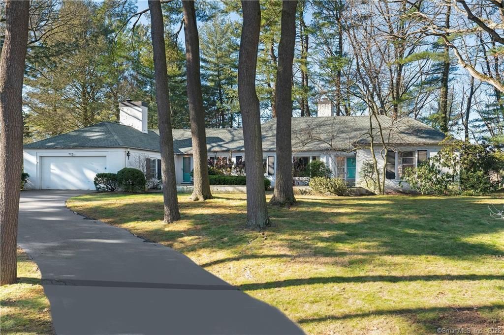 126 Hartford Tpke, Hamden, CT 06517