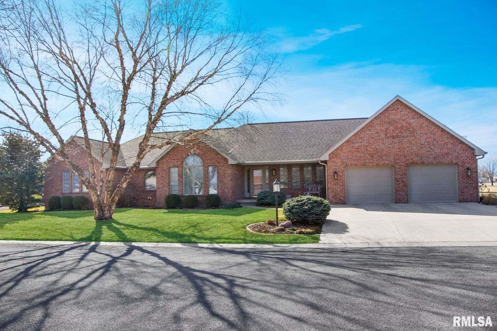 221 N Ostrom Ave, Princeville, IL 61559 Trulia