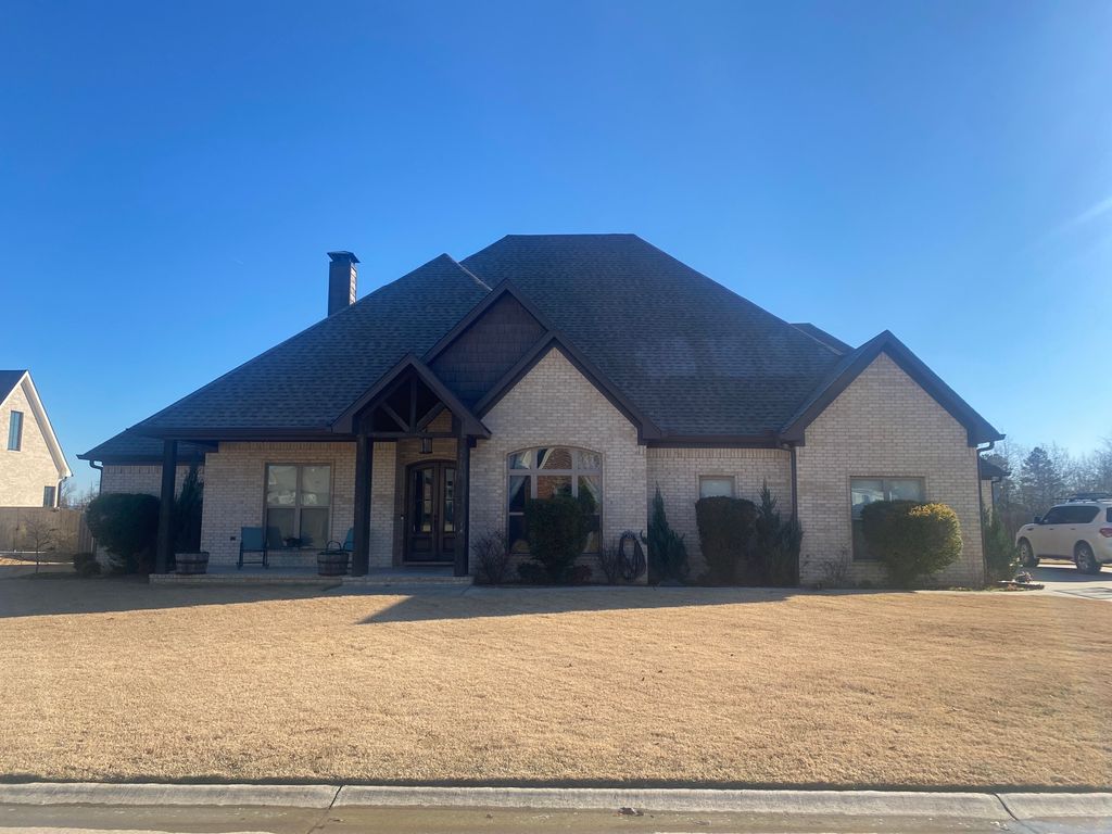 24 Kalli Cir, Vilonia, AR 72173