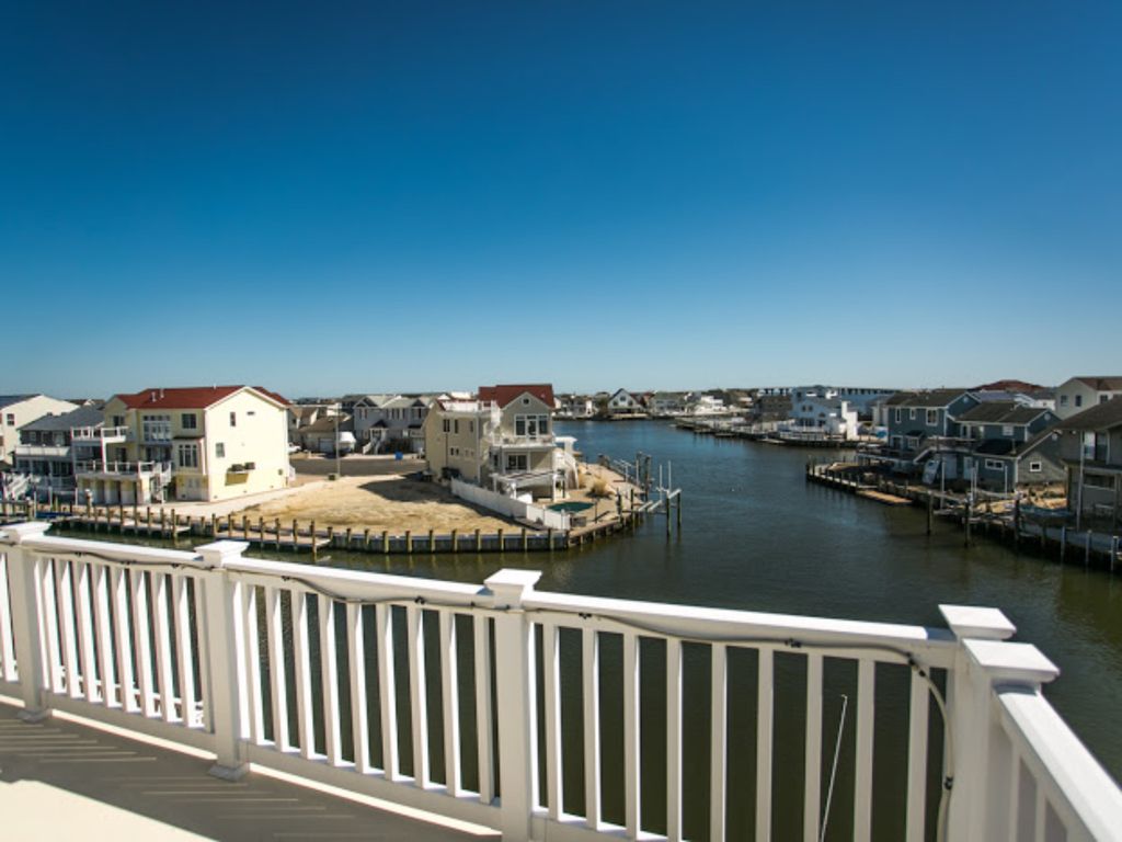 New Jersey real estate: COVID boosts Shore waterfront home prices, image size:1024x768