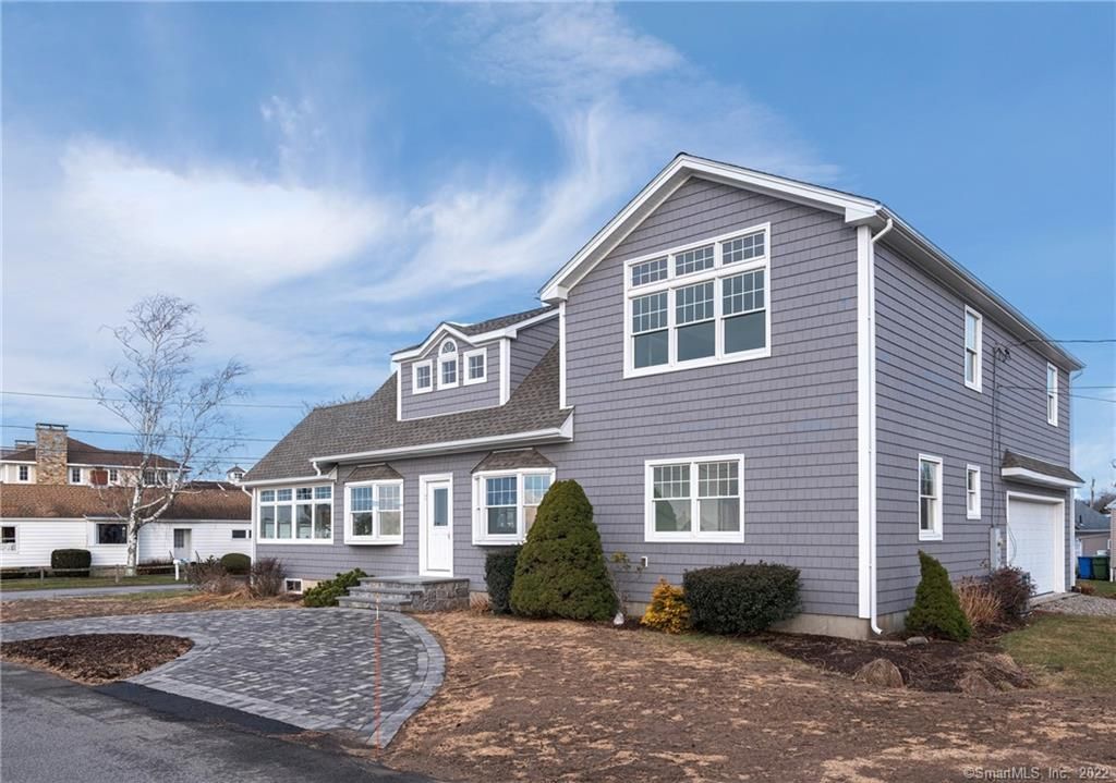 11 Red Bird Trl, Old Saybrook, CT 06475