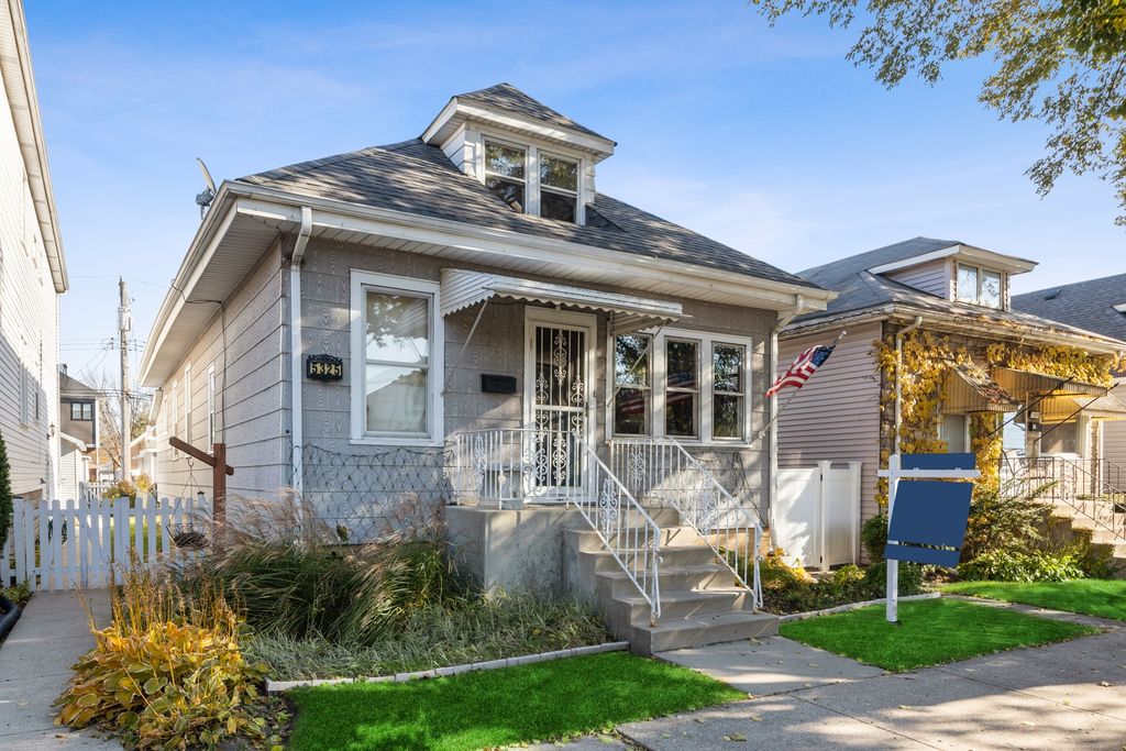 5325 N Nashville Ave, Chicago, IL 60656