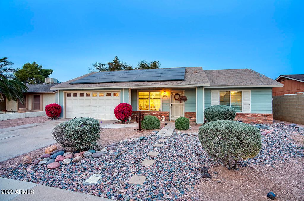 732 W Palomino Dr, Chandler, AZ 85225