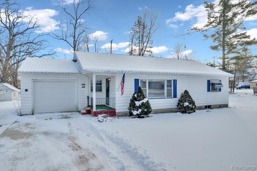 550 Johnson St, Almont, MI 48003 Trulia