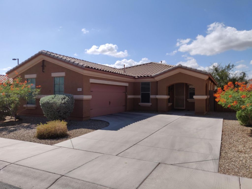 15941 W Anasazi St, Goodyear, AZ 3 Bed, 2 Bath SingleFamily Home