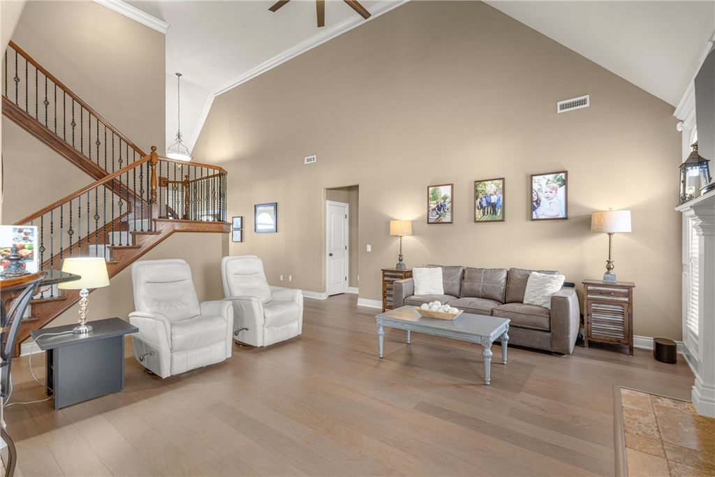 Photo 13 of 3700 SW Plateau Blvd