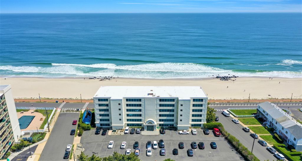510 Ocean Ave 21, Long Branch, NJ 2 Bed, 3 Bath Condo 37 Photos