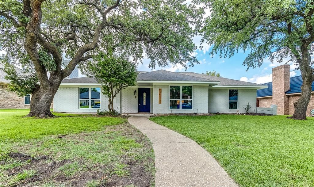 2125 Parkhaven Dr, Plano, TX 75075