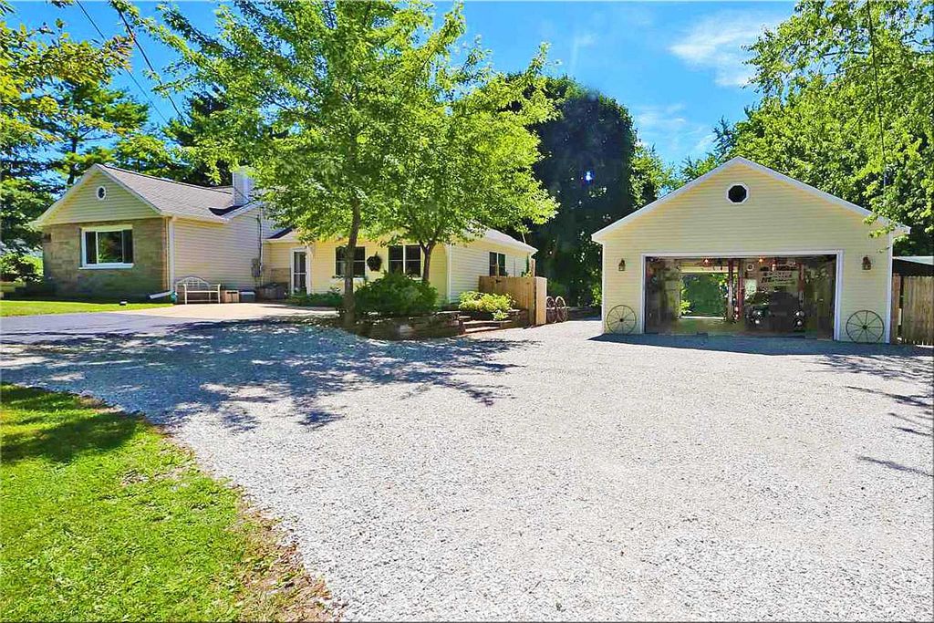 5809 Taylor Ave, Mount Pleasant, WI 4 Bed, 2 Bath SingleFamily Home