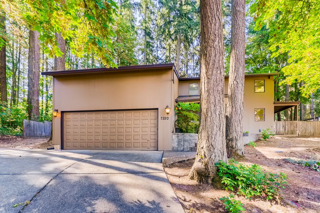7220 SW 182nd Ave, Aloha, OR 97007