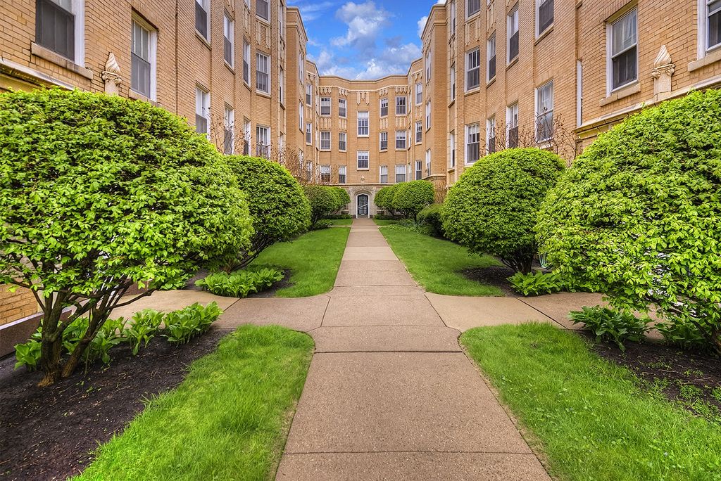 910-16 Judson Ave, Evanston, IL 60202