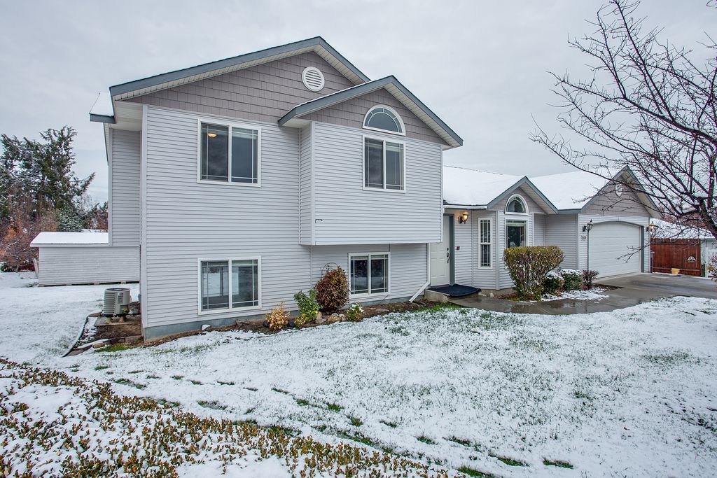 1208 Gossman Ln, Wenatchee, WA 98801 Trulia