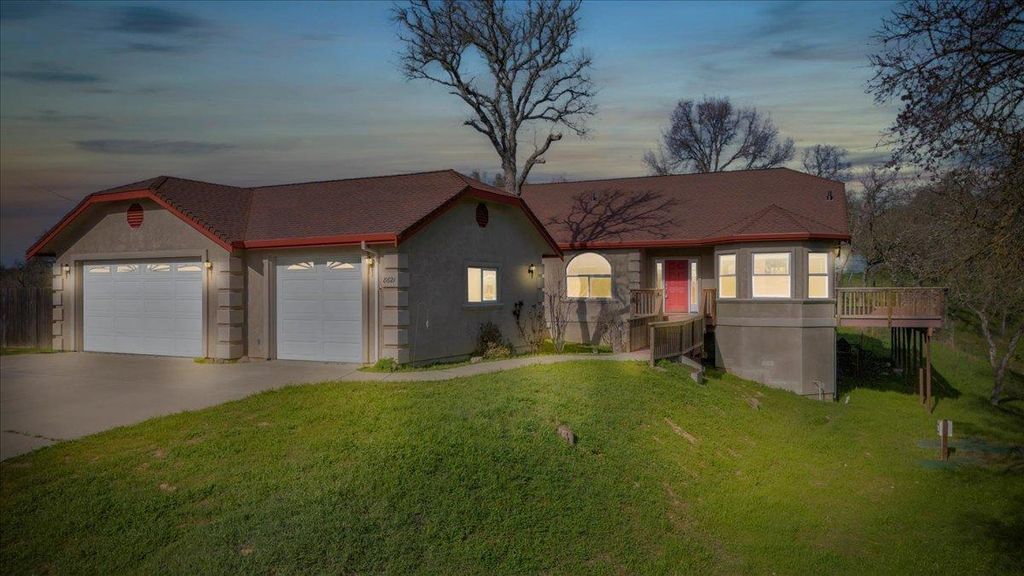 8621 O'Rielly St, Valley Springs, CA 95252