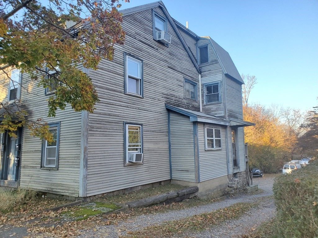 144 High St, Danvers, MA 01923