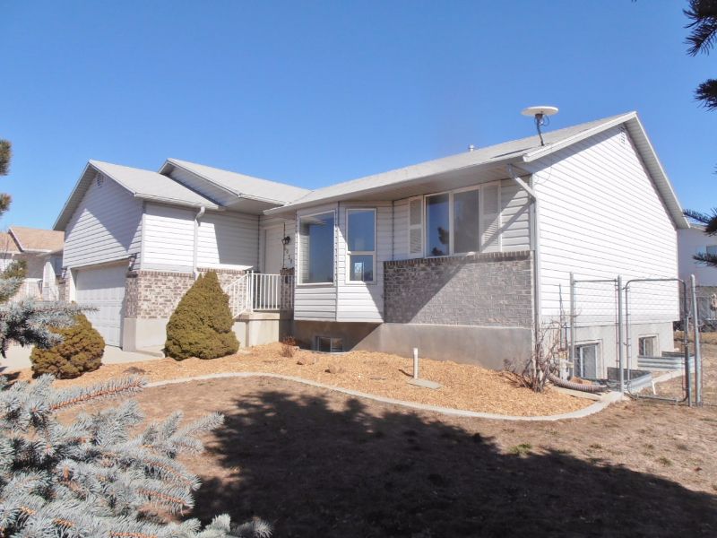 6039 S Dewdrops Dr, Salt Lake City, UT 84118