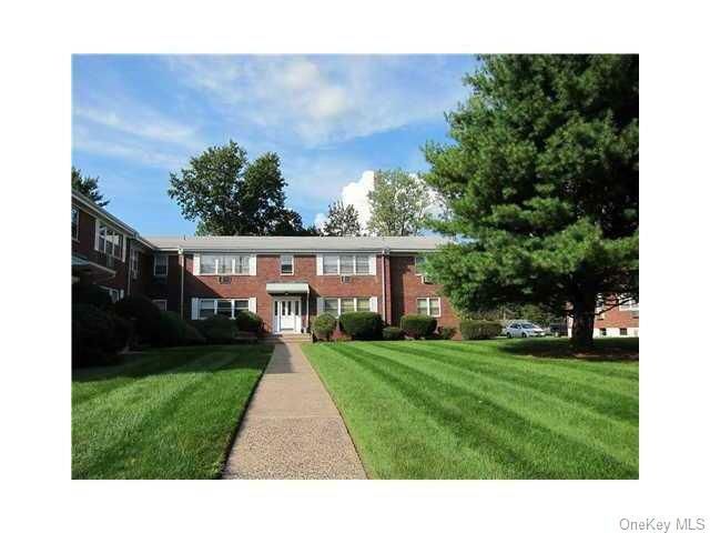 239 N  Middletown Rd #D, Pearl River, NY 10965
