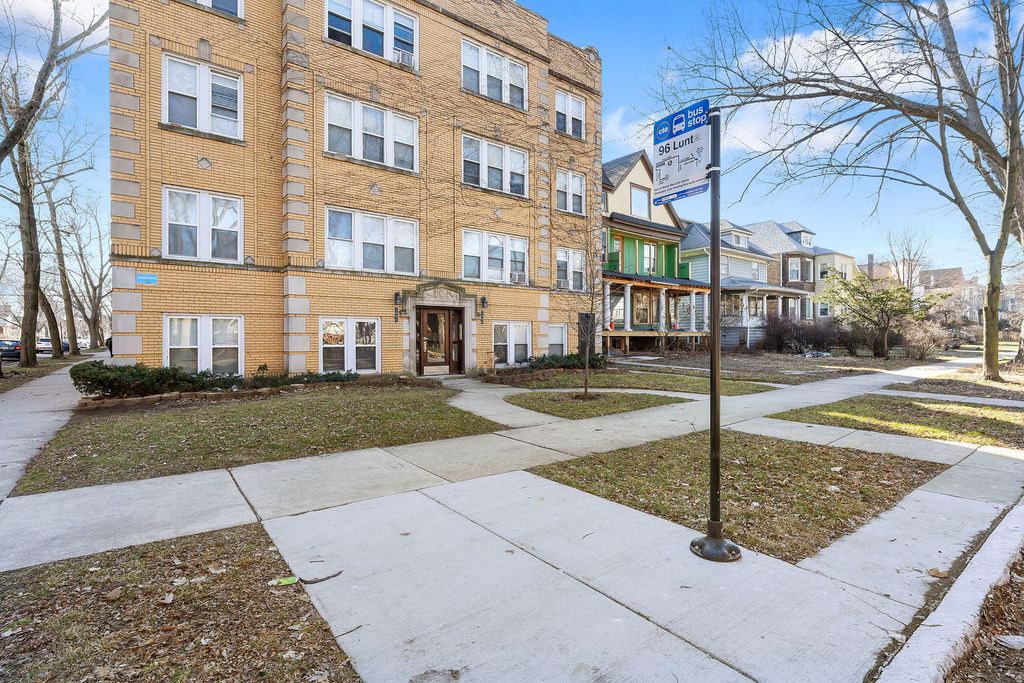 6964 N  Wolcott Ave #3, Chicago, IL 60626
