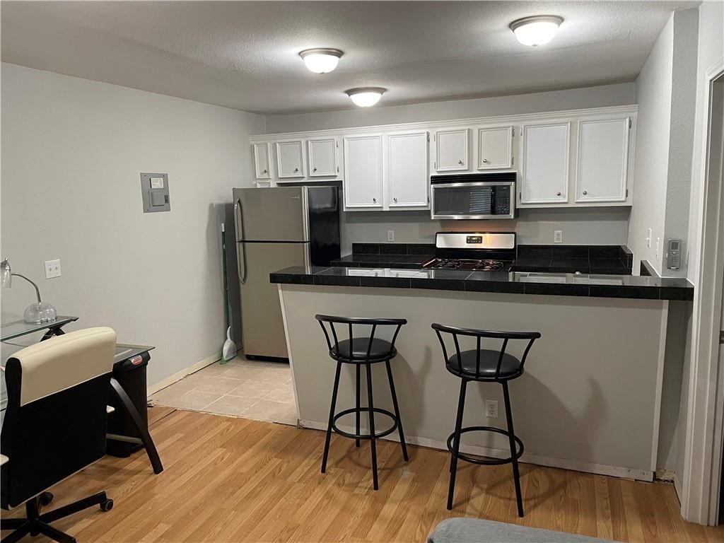 304 E 33rd St #14, Austin, TX 78705